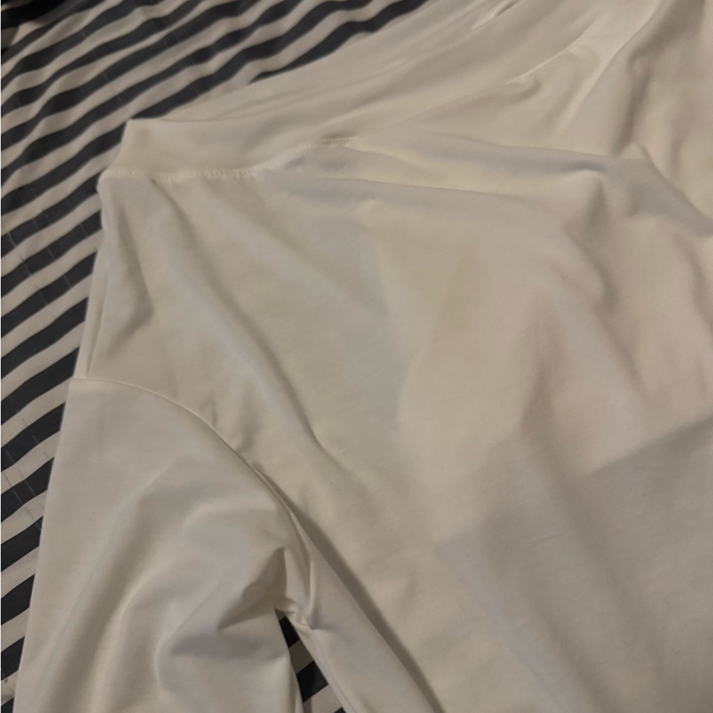 HALARA White Off-Shoulder Long Sleeve Top - Picture 5 of 6
